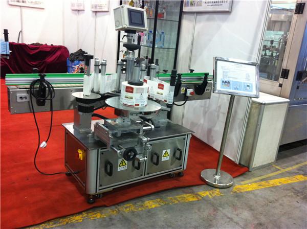 হামি মেলন / ড্রাগন ফলের রস গোলাকার বোতল স্টিকার লেবেলিং মেশিন বেভারেজ ফিল্ড