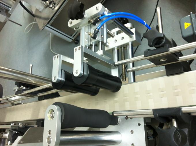 গ্লাস বোতল স্ব আঠালো স্টিকার লেবেলিং মেশিন, গ্লাস জার লেবেলিং মেশিন