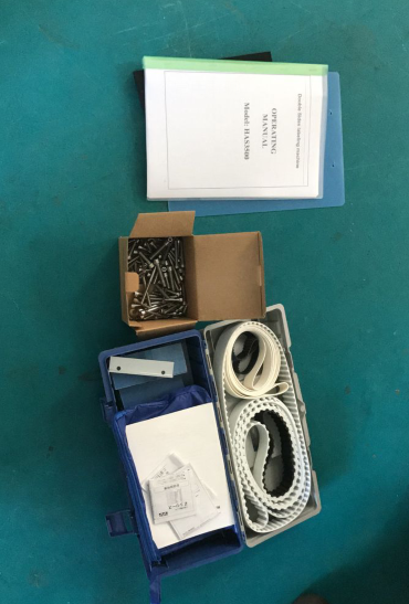 স্কোয়ার / রাউন্ড / ফ্ল্যাট বোতলটির জন্য হাই স্পিড ডাবল সাইড স্টিকার লেবেলিং মেশিন