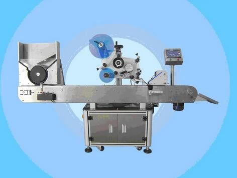 চীন কসমেটিক্স সরবরাহকারীর জন্য স্বয়ংক্রিয় শিয়াল লেবেলিং মেশিন পেরেক পোলিশ লেবেল স্টিকার মেশিন