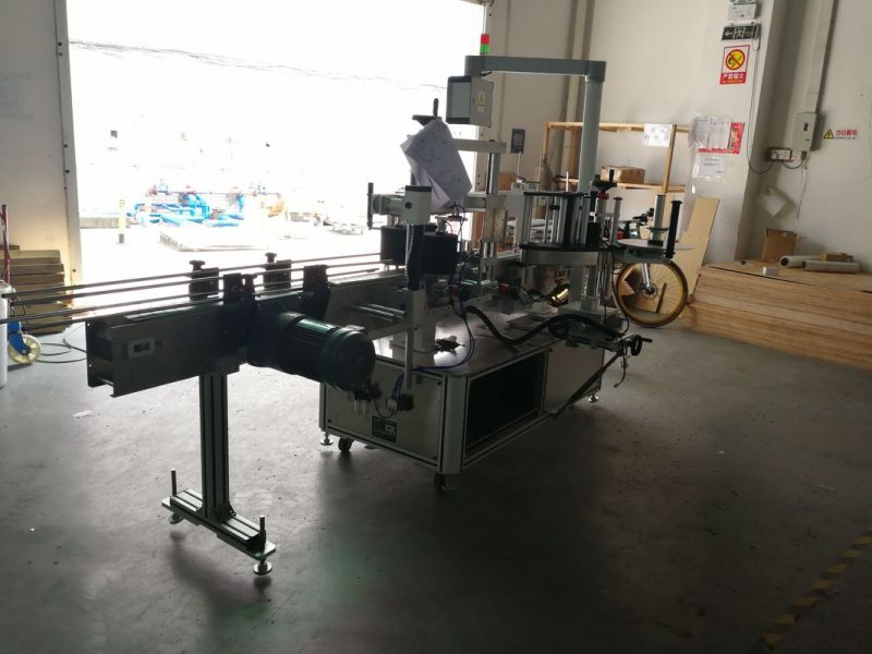 চীন ফ্ল্যাট বোতল চাপ সংবেদনশীল লেবেলিং মেশিন একপাশে বা দুটি পক্ষের সরবরাহকারী